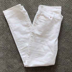 Old Navy Curvy Skinny White Jeans